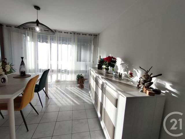 Appartement F7 à vendre - 7 pièces - 135.23 m2 - MARSEILLE - 13012 - PROVENCE-ALPES-COTE-D-AZUR - Century 21 Alphée Sga