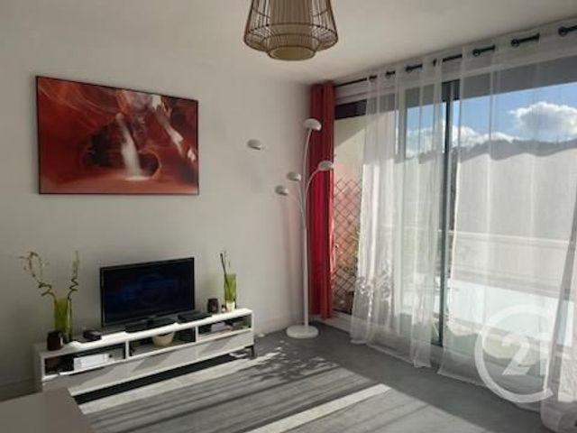 Appartement F3 à vendre - 3 pièces - 56.43 m2 - MARSEILLE - 13012 - PROVENCE-ALPES-COTE-D-AZUR - Century 21 Alphée Sga