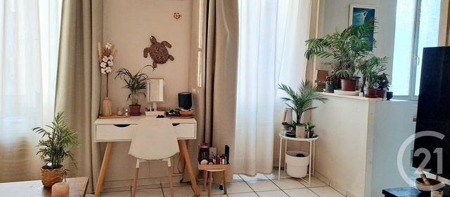 Appartement T2 à vendre - 2 pièces - 35.64 m2 - MARSEILLE - 13004 - PROVENCE-ALPES-COTE-D-AZUR - Century 21 Alphée Sga