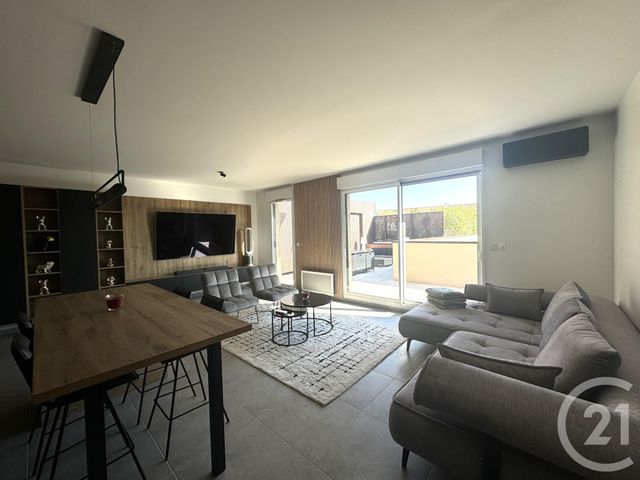 Appartement T3 à louer - 3 pièces - 83.0 m2 - MARSEILLE - 13012 - PROVENCE-ALPES-COTE-D-AZUR - Century 21 Alphée Sga