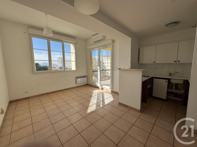 Appartement T2 à louer - 2 pièces - 37.59 m2 - MARSEILLE - 13012 - PROVENCE-ALPES-COTE-D-AZUR - Century 21 Alphée Sga